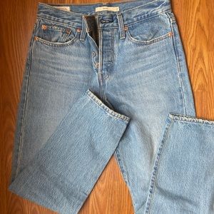 Levs wedgie jeans